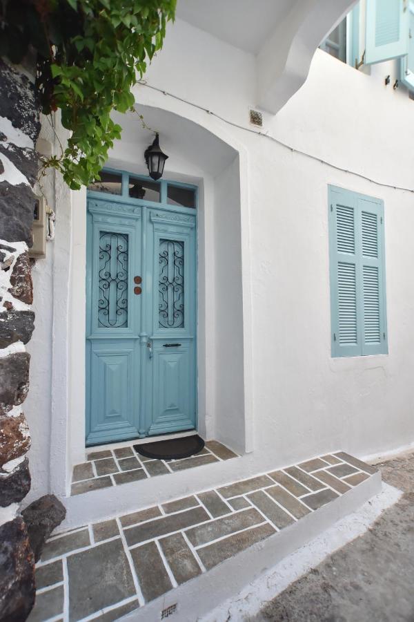 Traditional House By The Sea Mandraki  Экстерьер фото